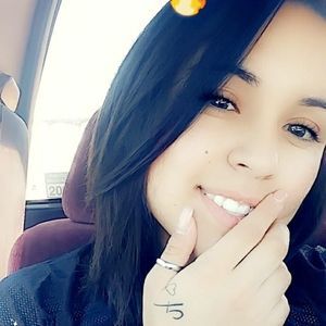 Meet your Posher, Isabela